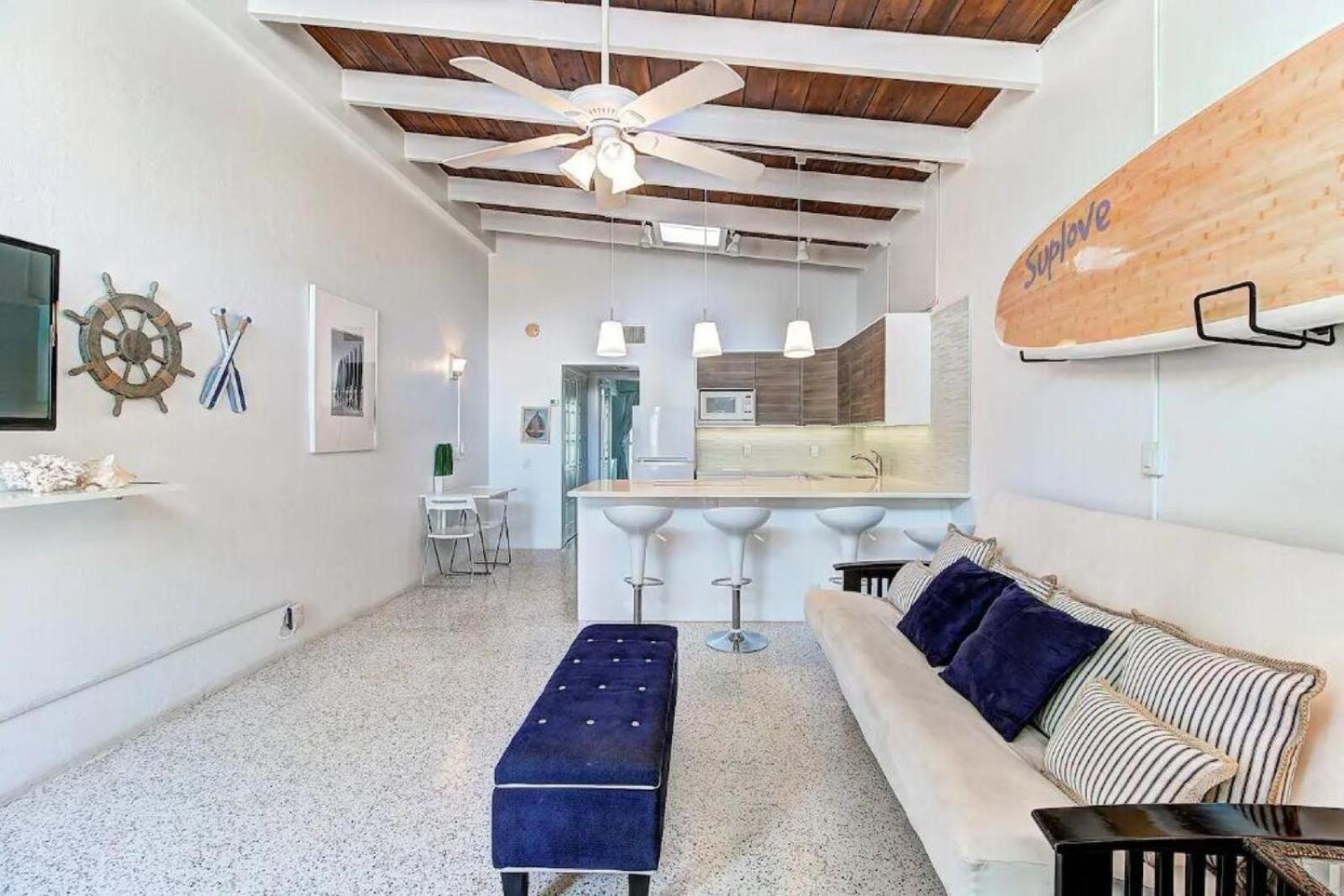 Beachfront Getaway In Siesta Key Kültér fotó